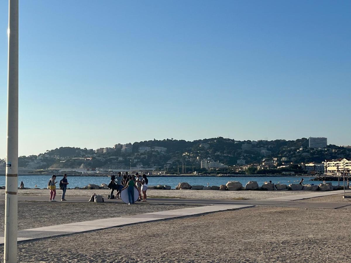 Sun Escape, Appart Renove Climatise 3 Pieces 4-6 Pers, 350M De La Plage Marseille Eksteriør bilde